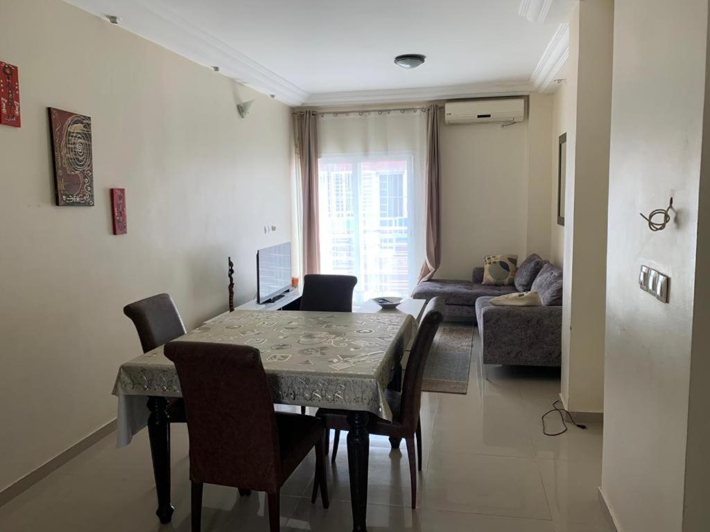 Appartement A Residence De La Paix Дакар Экстерьер фото